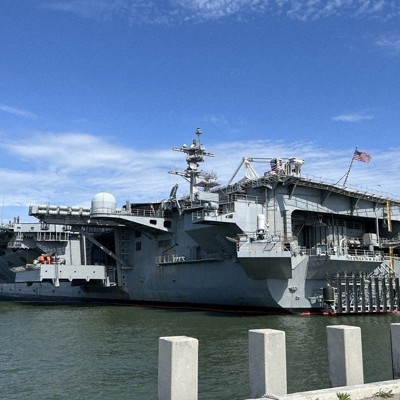 米空母、新たに1隻がインド洋に到着　イランに圧力　中央軍発表