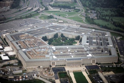 米国防総省の建物＝2008年9月28日、ロイター