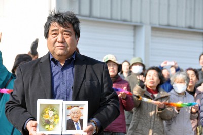 廃棄物対策豊島住民会議事務局長の安岐正三さん＝香川県土庄町の豊島で2017年3月28日午後3時27分、鈴木理之撮影