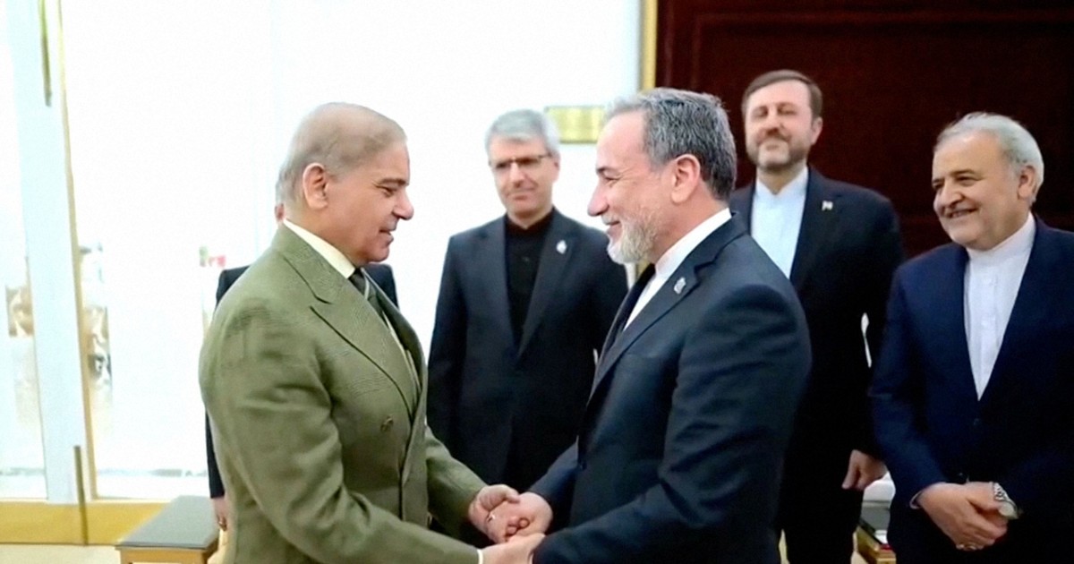 【中古】 イスタンブル交易圏とイラン 米、パキスタンに特使ら派遣へ イラン外相も到着、再協議か | 毎日新聞