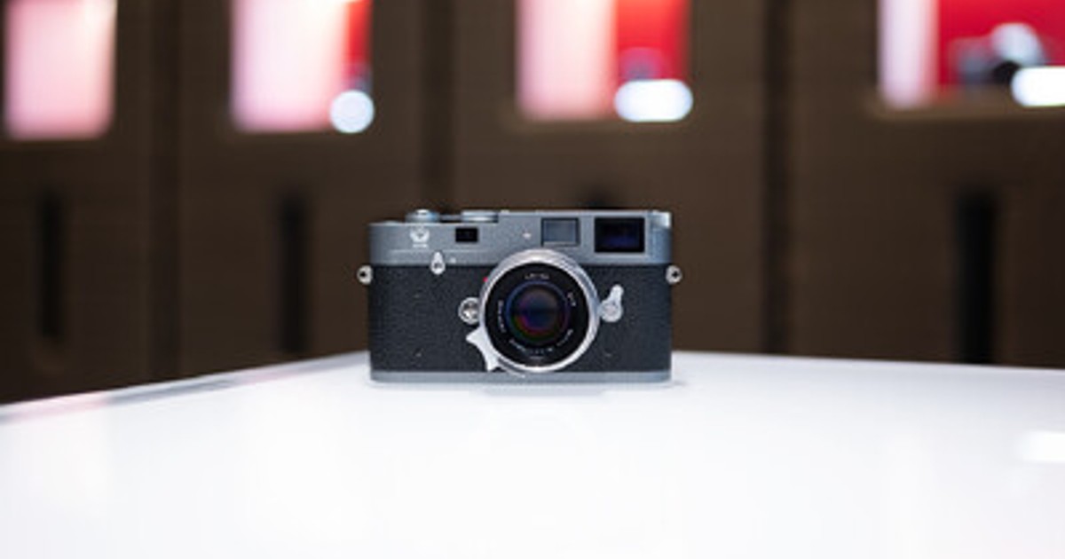 LEICA ライカ　ヴィンテージ広告 プレスリリース：特別限定モデル：ライカM-A ハンマートーン “Leica
