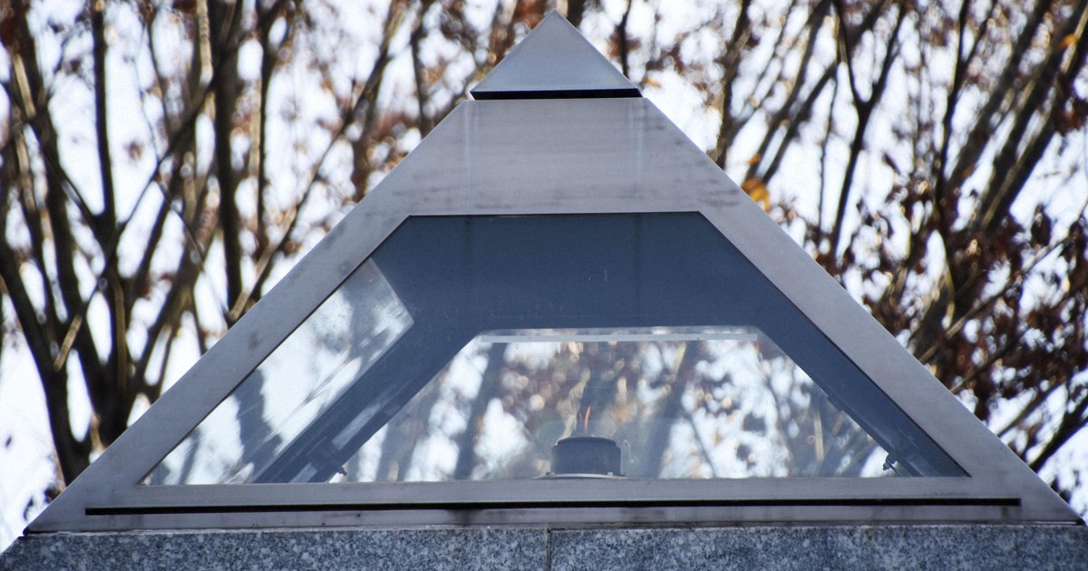 Flame from Hiroshima A-bombed ruins to be used at Pearl Harbor ceremony