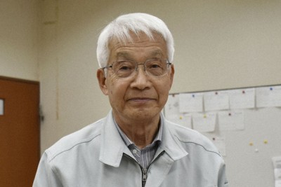 雲州そろばん協業組合の岩佐俊秀代表理＝島根県奥出雲町で、共同