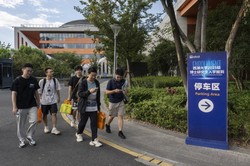 杭州にある西湖大学は、米国のトップ校と人材獲得を競う中国の教育機関の一つ ＝Gilles Sabrié for WSJ