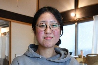 地域おこし協力隊員の伊藤彩乃さん＝愛媛県久万高原町久万で2026年4月17日午後3時20分、藤家秀一撮影