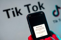 中国系アプリ「TikTok」。米国の若者は支持＝2025年1月、バージニア州アーリントン、Bloomberg