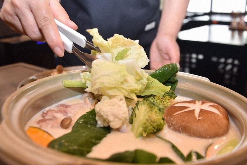 鍋料理は血糖値を上げにくい＝益川量平撮影