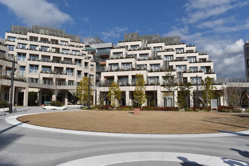 「ウーブン・シティ」内の建物＝静岡県裾野市で＝2025年12月18日午前11時40分、小出禎樹撮影