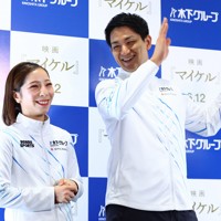 アイスショー「ブルーム・オン・アイス」を終え、取材に応じる三浦璃来さん、木原龍一さん組＝兵庫県尼崎市の尼崎スポーツの森で2026年5月1日、前田梨里子撮影