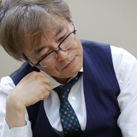 感想戦で対局を振り返る羽生善治九段＝東京都渋谷区で2026年5月1日午後8時21分、中川祐一撮影