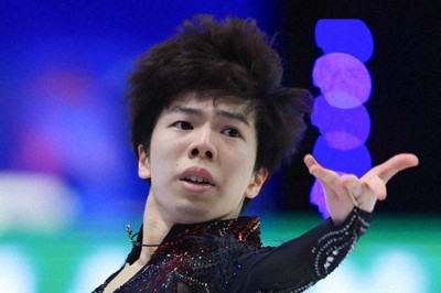 男子フリーで演技する佐藤駿＝プラハ・O2アリーナで2026年3月28日、滝川大貴撮影