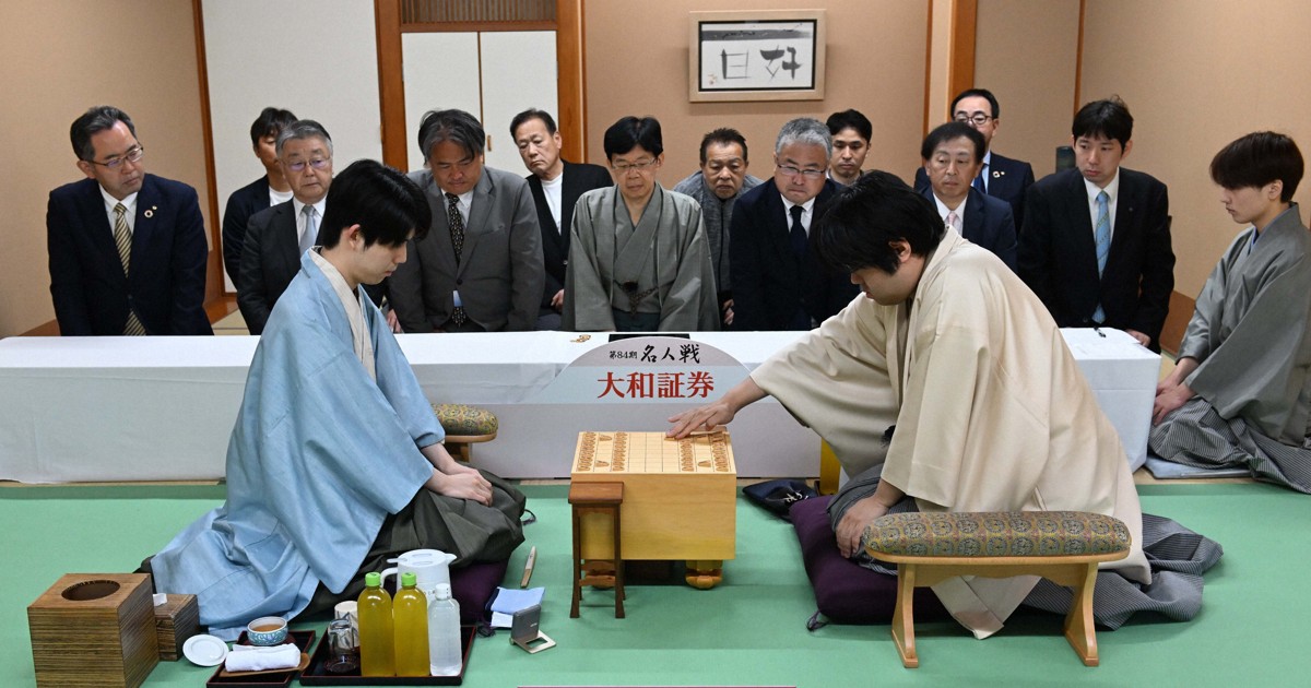 第84期名人戰第三局開打 糸谷哲郎九段執白先下2六步