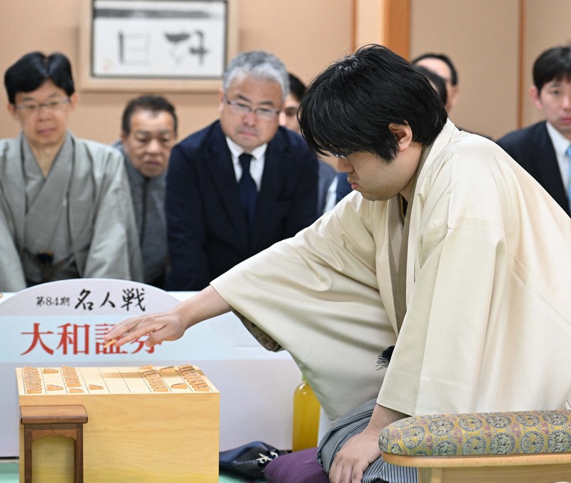 藤井名人對戰糸谷九段，第3局節奏明快，展現糸谷九段風格