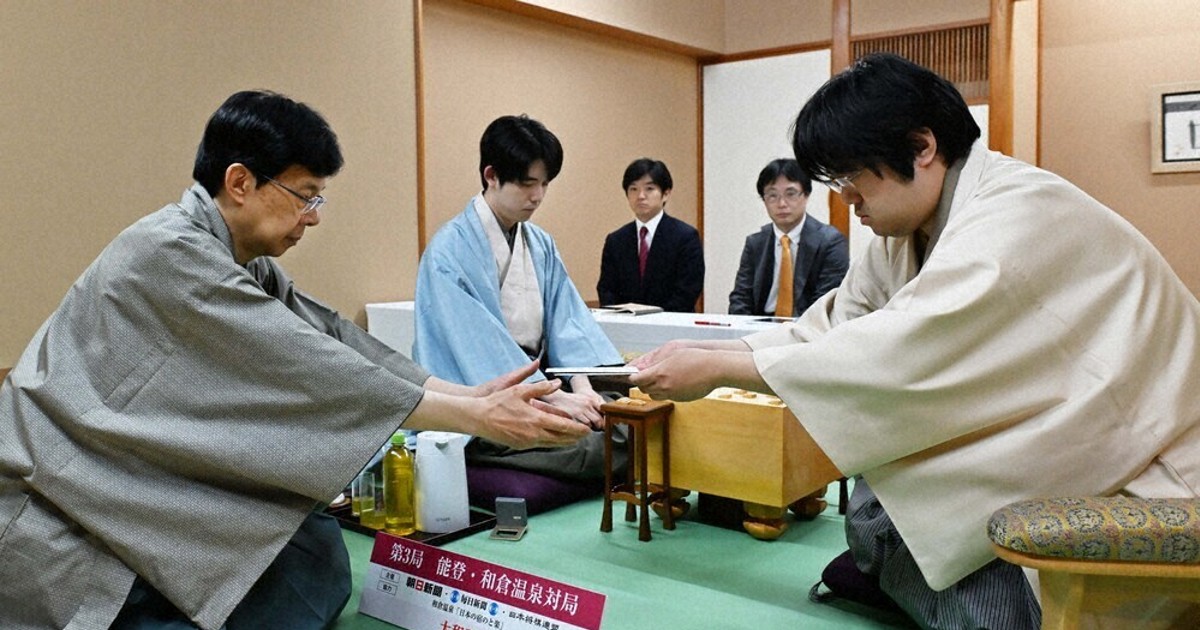 将棋：第84期名人戦 第3局 糸谷、攻勢の構え | 毎日新聞