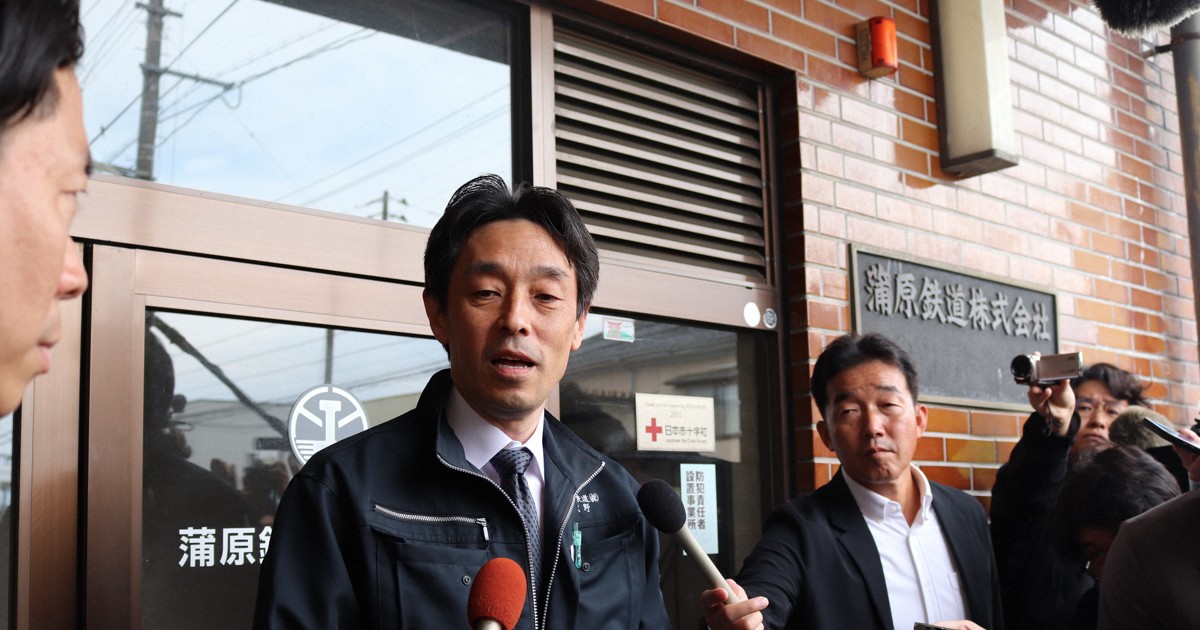 バス会社を捜索　説明食い違いに社長「お答えできぬ」磐越道事故