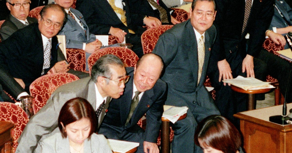 Editorial: Japan must not undermine decentralization in approach to population decline