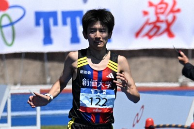 仙台国際ハーフマラソンで力走する創価大の山口翔輝選手＝仙台市で2026年5月10日、長宗拓弥撮影