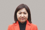亀井亜紀子氏