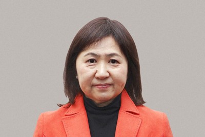 亀井亜紀子氏