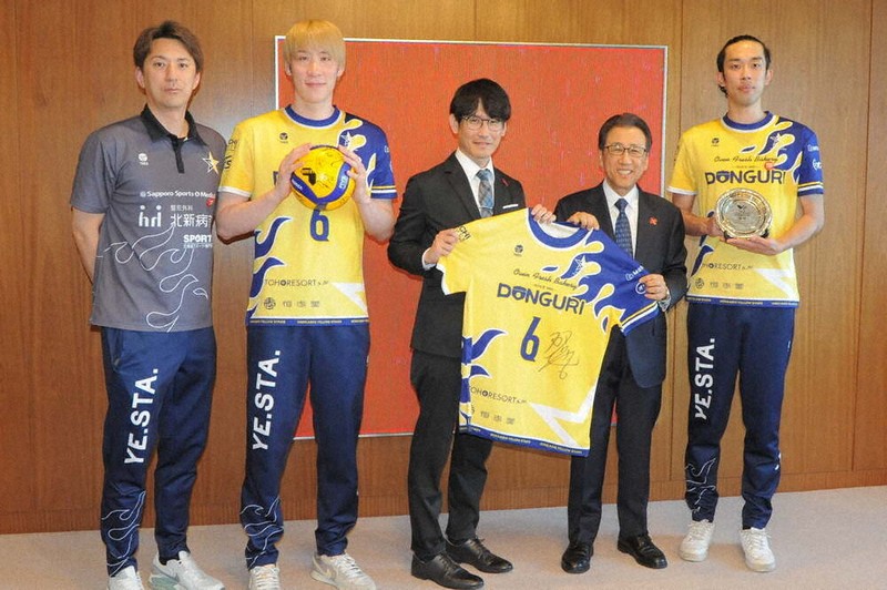 バレーボール イエロースターズ 「SVリーグでさらに向上を」 札幌市長