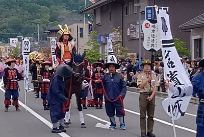 「第15回へぐり時代祭り」の時代行列＝平群町で、熊谷仁志撮影