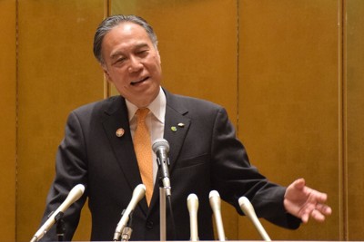 5期目を目指して知事選への出馬を表明した阿部守一氏＝長野市で2026年5月13日午前11時52分、去石信一撮影