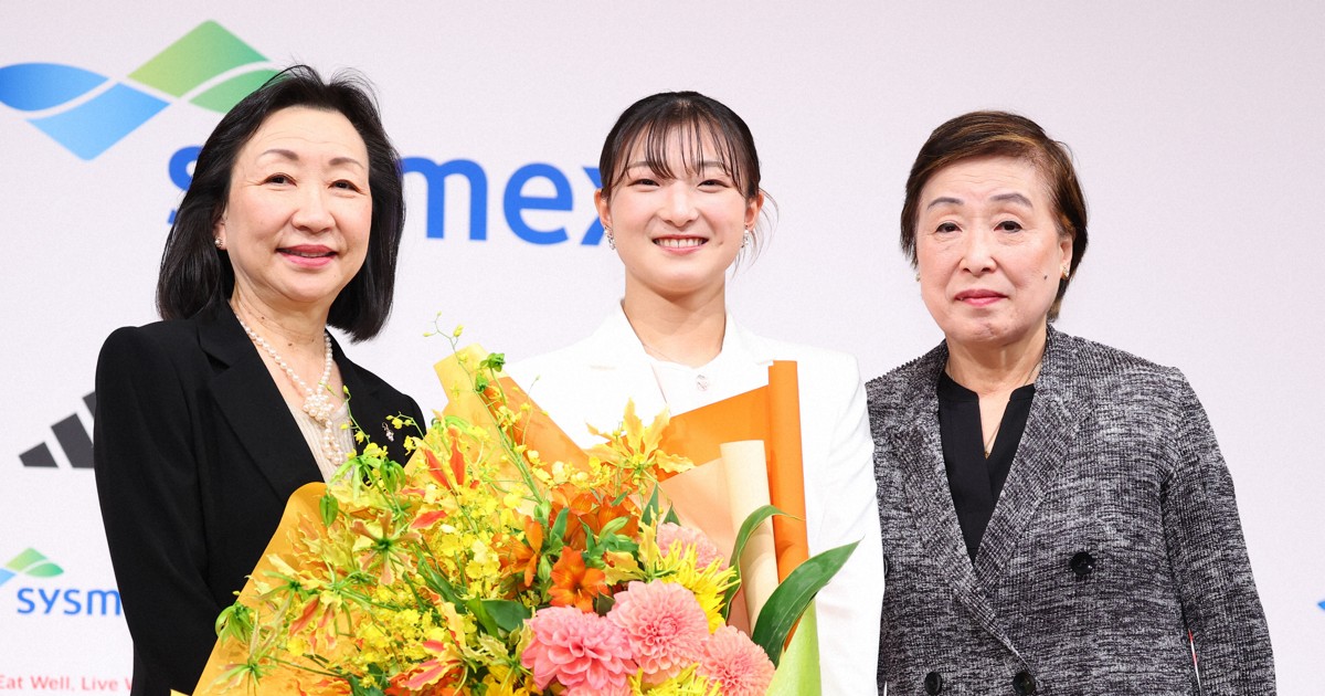 「長い間ありがとう」　引退の坂本花織さん、中野コーチが激励