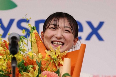 ＜坂本花織引退会見＞入籍を発表した坂本花織（撮影・小海途　良幹）