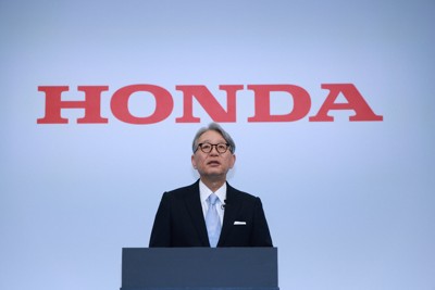 決算について記者会見するホンダの三部敏宏社長＝東京都新宿区で2026年5月14日午後1時54分、鈴木紫門撮影