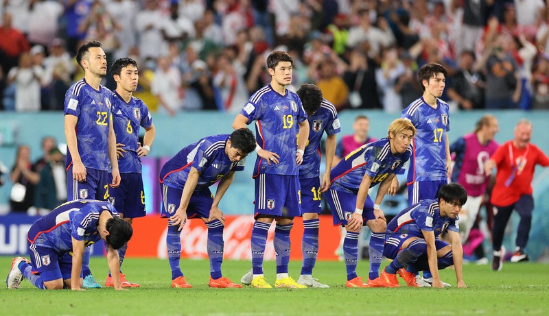 22年カタールW杯 ドイツ、スペインを破った日本 [写真特集1/32] | 毎日新聞