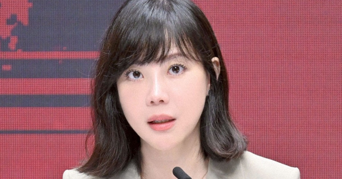 Taiwan raps Chinese military threats after Xi's comments in Trump talks