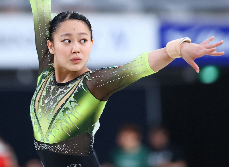 体操NHK杯女子 15歳の西山実沙が初優勝 [写真特集10/34] | 毎日新聞