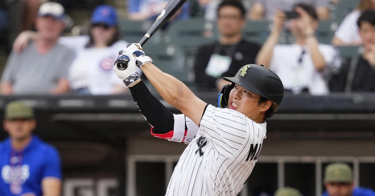 Baseball: Murakami homers twice, Sugano earns 150th career win