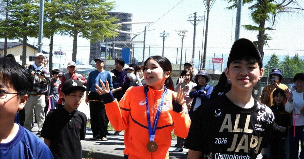 「勇気もらった」　ミラノ五輪銅・野明花菜選手がパレード　長野