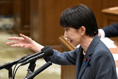 岸田首相在黨魁辯論中對玉木雄一郎的三項提議表示肯定，顯示雙方關係回暖跡象