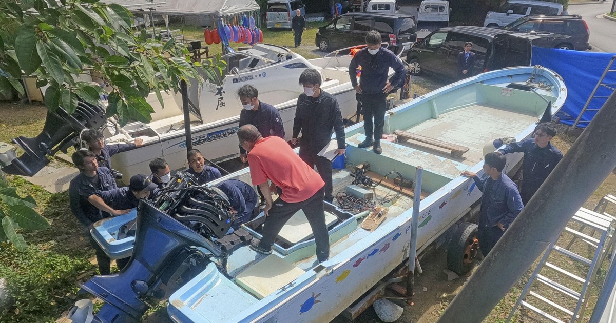 辺野古転覆事故　船長が生徒に操縦ハンドル持たせたか