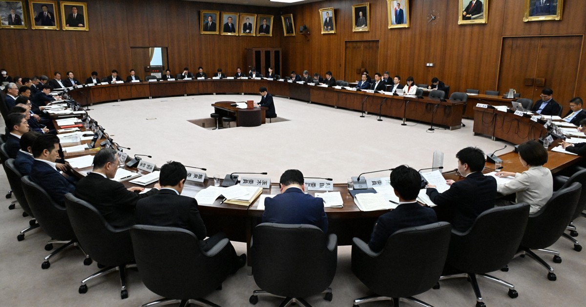 内閣の「緊急政令」　自民は必要性主張、野党は慎重　憲法審