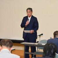 和歌山市長選:尾崎太郎縣議員表態參選,其父曾任市長
