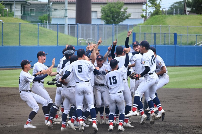 橫濱睽違22年奪關東春季冠軍,關鍵時刻的戰術運用致勝