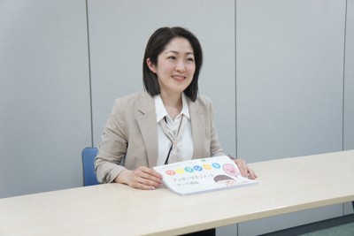 3人の中学受験を経験した日本アンガーマネジメント協会公認講師の杉本美紀さん＝横浜市で2026年4月22日午後3時33分、蓬田正志撮影
