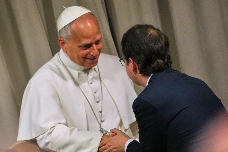 ローマ教皇「AIは武装解除されるべきだ」と警鐘 アンソロ社同席 | 毎日新聞