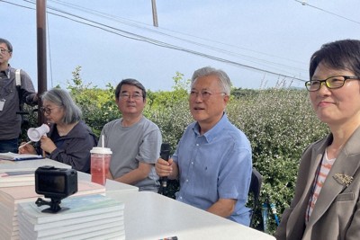 李熙健賞肯定日韓文學交流貢獻　《土地》全譯團隊獲殊榮