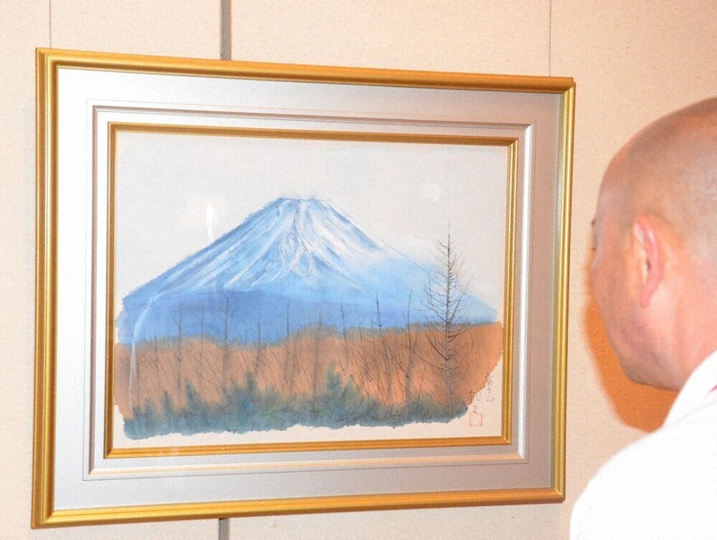 伊藤晴子 油絵 富士山 絆の「富士山」 尾道に 平山郁夫「フジヤマのトビウオ」古橋へ贈った絵