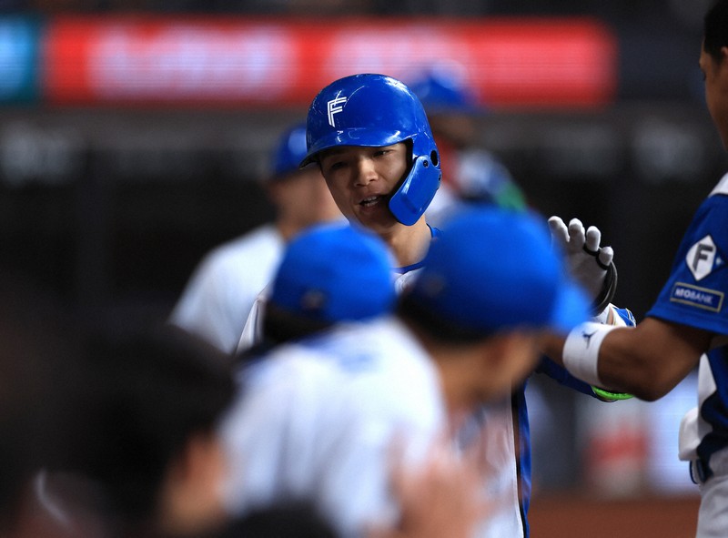 松本剛が連日の適時打、ジャイアンツが連勝 日本ハムvs巨人 プロ野球セ
