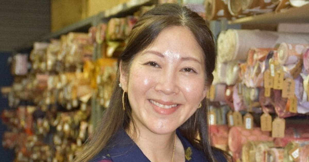 在庫に埋もれる日々が一変　人形屋4代目が語る「次の100年」