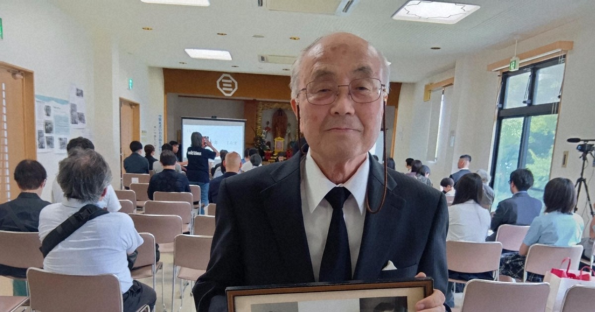 空襲犠牲者の名前を読む会　写真でしか知らないきょうだいの名も
