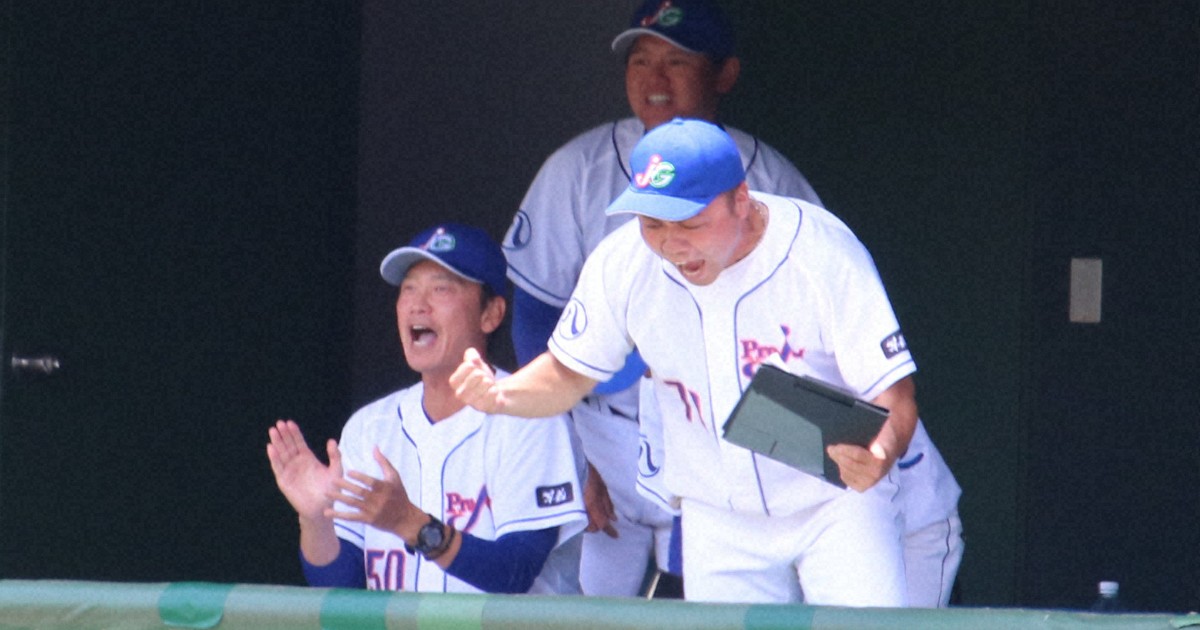 もっと社会人野球:「選手を信じて」辛勝に笑顔の元巨人・二岡監督　都市対抗東海