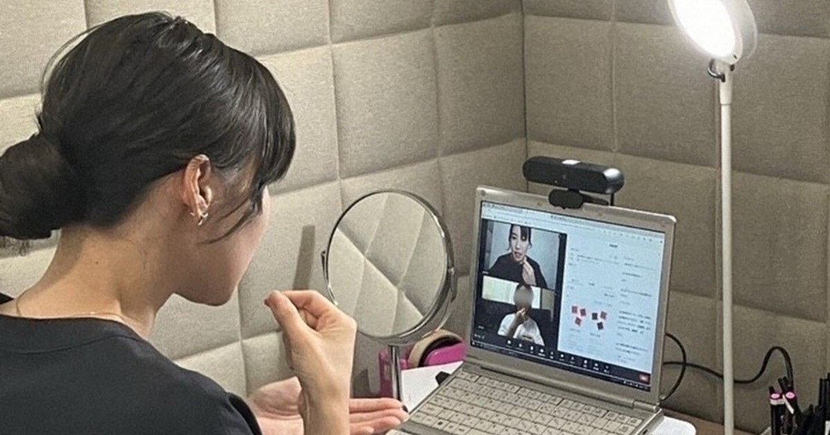 Special Feature Wide: Services for People with Hearing Disabilities Gradually Expanding Among Companies - Beauty Consultations, Smartphone Sales, Point-and-Click Menus... Places for Deaf People to Thrive Also Expanding