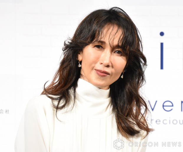 オリコンニュース：56歳・工藤静香、私物ポーチの中身を公開 常備する