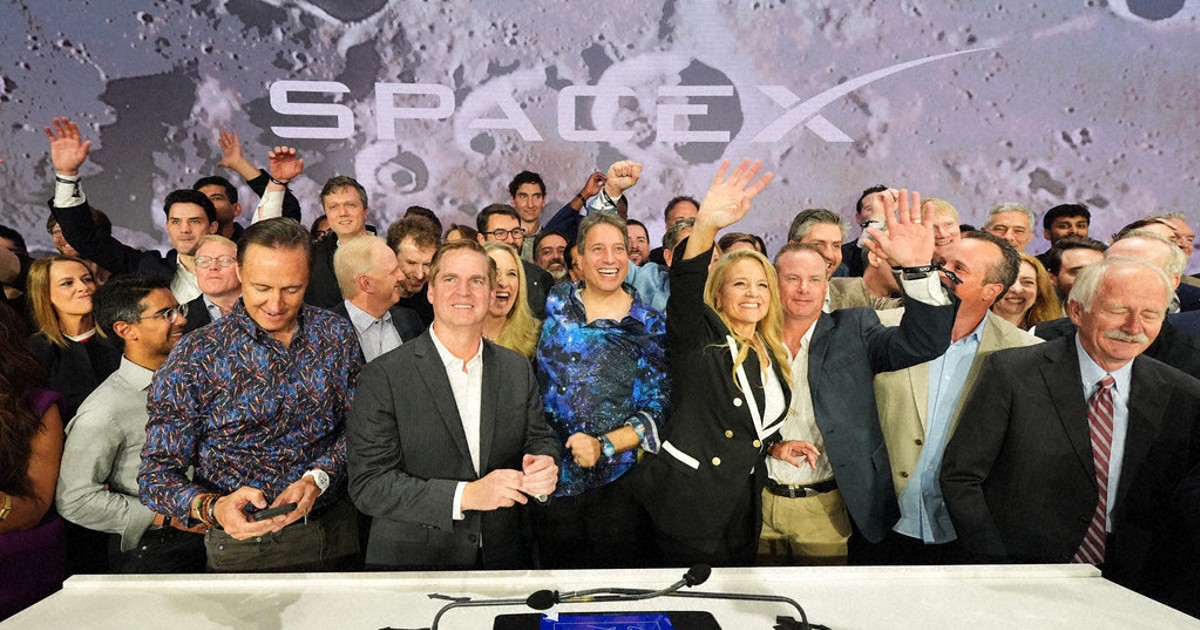 SpaceX Melantai, Elon Musk Resmi Jadi Triliuner Pertama di Dunia